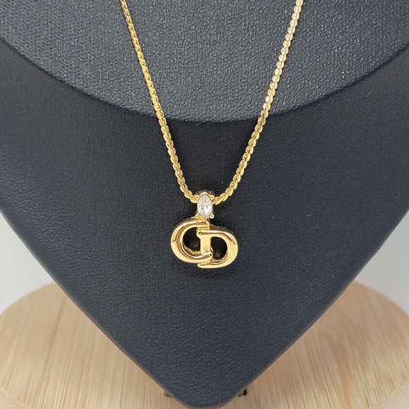 Christian Dior Pendant Necklace - Picture 2 of 7